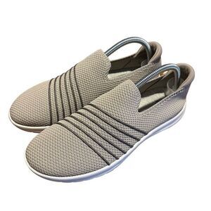 Clarks Adella CloudSteppers Womens Slip On Comfort Sneaker Shoe Tan Gray 9.5